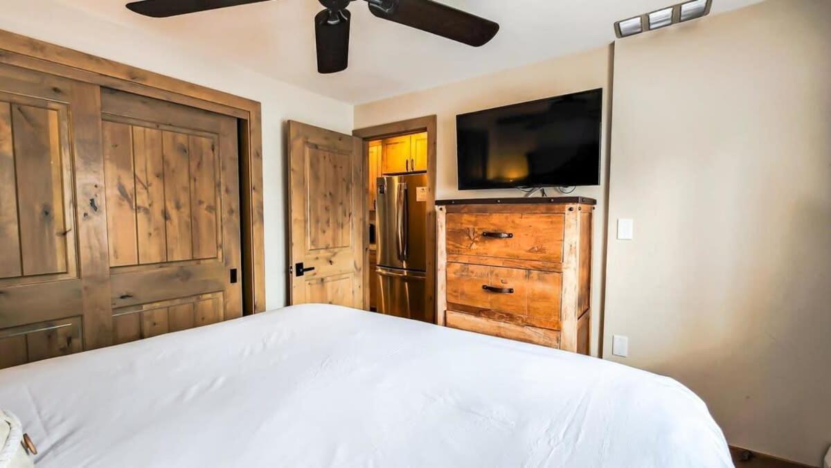 Cozy Val Disere Chalet Steps Into Town Breckenridge Esterno foto